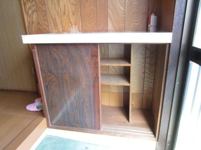 桜ヶ岡7-22-21貸家の収納