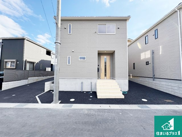 京田辺市薪天神堂　第8期　新築一戸建ての外観|周辺は落ち着いた街並みの住宅地！子育てがしやすい住環境です！まだ未完成ですが、現地でしかわからない事もございます。是非一度ご覧ください。