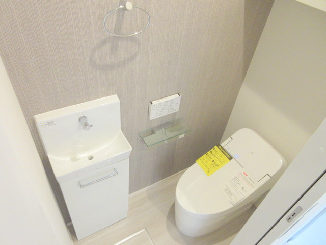 Ｄ　ｍｅａｓｕｒｅｓ　ｓｅｚａｋｉのトイレ|★洗面台付き★