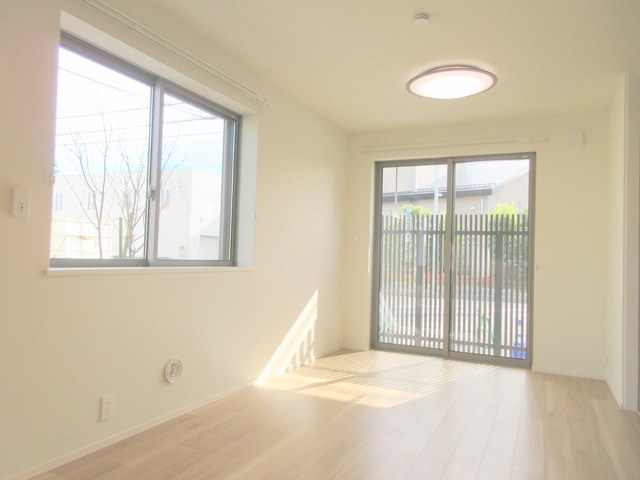 Ｄ　ｍｅａｓｕｒｅｓ　ｓｅｚａｋｉの居間・リビング|★明るいリビング★