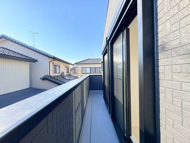 新築戸建　岐阜市加納奥平町Ⅱ　全1区画分譲のバルコニー|バルコニーは南向きで洗濯物もよく乾きます！