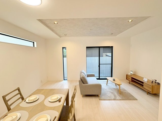 新築戸建　岐阜市加納奥平町Ⅱ　全1区画分譲の居間・リビング|リビング別角度です。