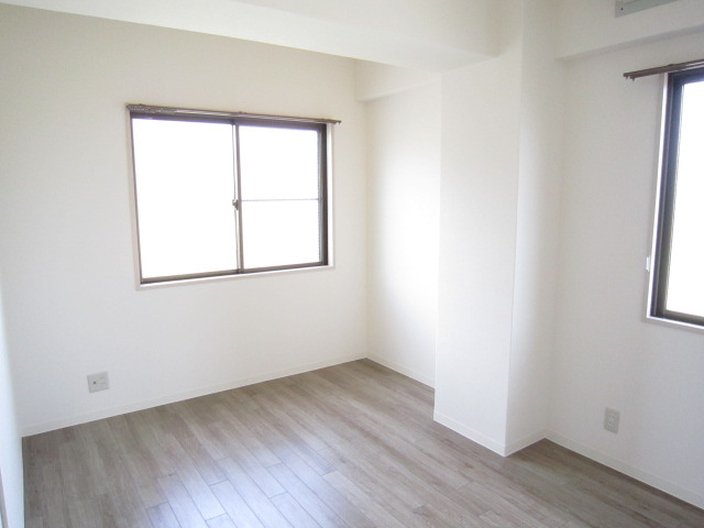 メゾンドール奥文の寝室