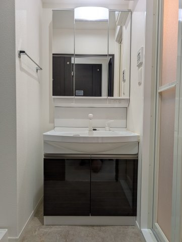 LIBTH高宮の洗面所