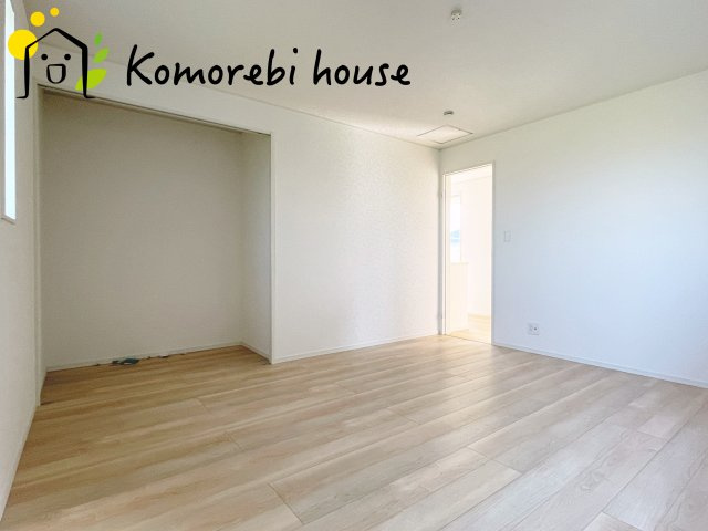 さいたま市西区飯田新田第2　新築一戸建て　クレイドルガーデン　03の寝室|ゆとりの広さです