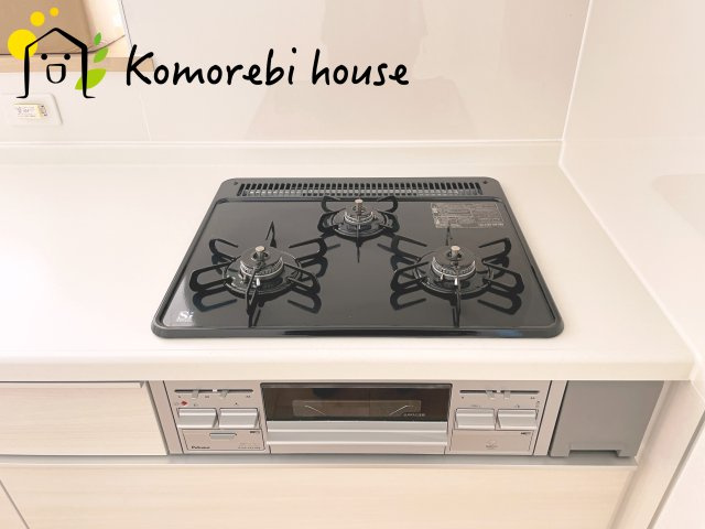 さいたま市西区飯田新田第2　新築一戸建て　クレイドルガーデン　03のキッチン|キッチンでお料理をお楽しみください