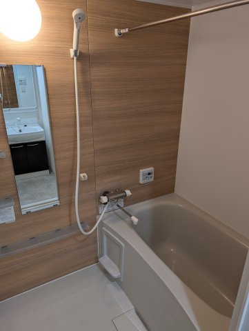 LIBTH天神南の浴室