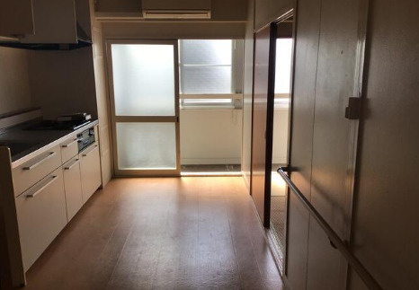 石田マンションの内装