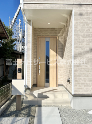 【エントランス】 | 富士市松本 新築一戸建て A号棟 | エントランスです