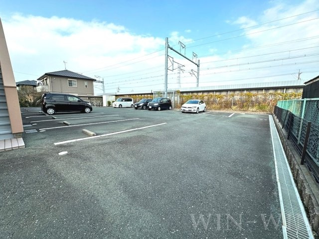 サンヒルズマキノの駐車場