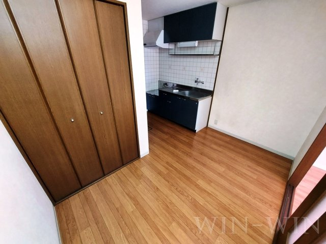 サンヒルズマキノの居間・リビング