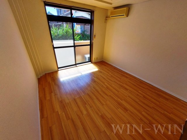 サンヒルズマキノの寝室