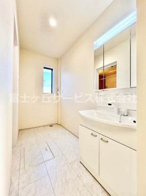 【脱衣所】 | 富士市松本 新築一戸建て B号棟 | 脱衣場です