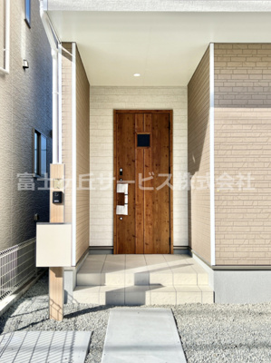 【エントランス】 | 富士市松本 新築一戸建て B号棟 | エントランスです