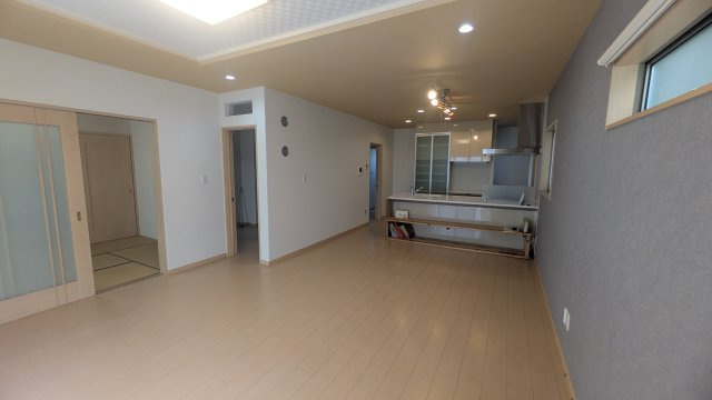 中古住宅　福寿町間島２丁目の居間・リビング