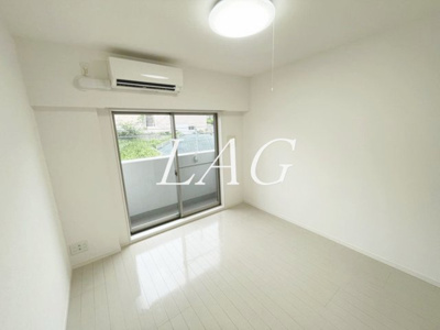 【居間・リビング】 | パークレガーロ百合ヶ丘 | 洋室のお部屋です。