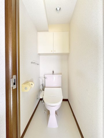 ライオンズマンション船堀親水公園のトイレ|毎日使う場所だからこそ、使い勝手を考慮しました。落ち着いた空間で安らぎのひとときを