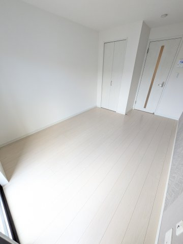 モダンアパートメント日吉viewの居間・リビング