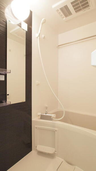 モダンアパートメント日吉viewの浴室