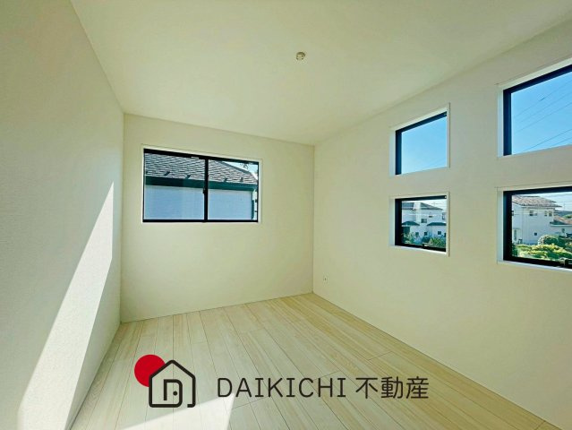 【洋室】 | GRAFARE 川島町中山11期　新築戸建　全6棟　2号棟