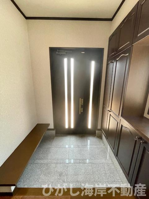 平塚市中里　中古戸建の玄関|玄関