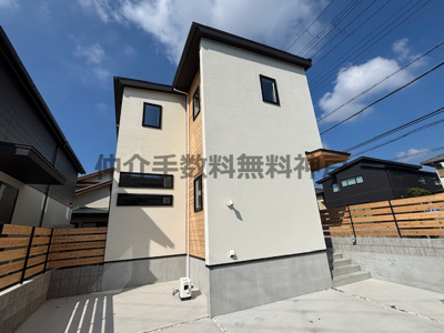 【外観】 | 神戸市須磨区北落合4丁目　新築戸建　仲介手数料無料！ | 外観もきれいです