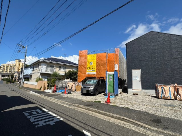 SUN COURT－サンコート－小倉北区赤坂2丁目【小倉北区　新築戸建て】の前面道路含む現地写真|現地撮影　2025,9,5　SUN COURT－サンコート－小倉北区赤坂2丁目【小倉北区　新築戸建て】