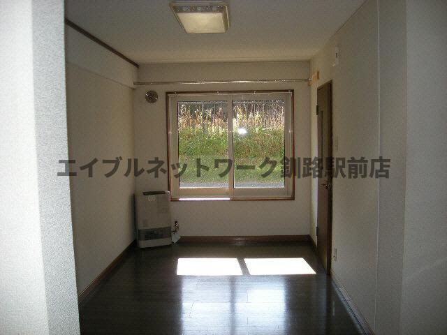 パークサイドＯの居間・リビング