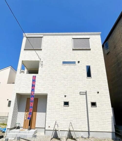 豊中市服部寿町3丁目　新築戸建