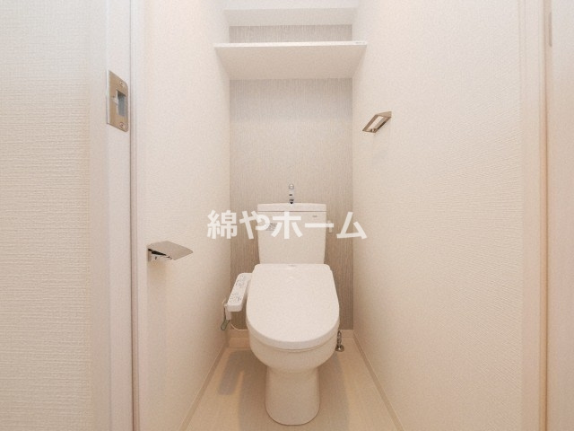 エスリード難波ザ・アークのトイレ|シンプルで使いやすいトイレです