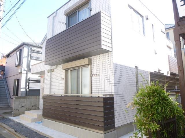 フィカーサ新高円寺の外観|きれいな外観です