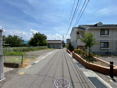 【前面道路含む現地写真】 | 長野市 大字安茂里  2階建 5SSLDK
