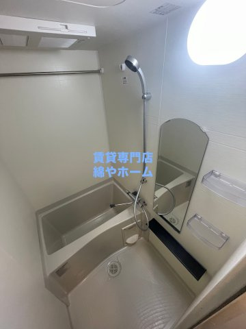 プレサンス四天王寺前夕陽ヶ丘アクティの浴室|落ち着いた空間のお風呂です