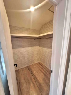 【収納】 | 東久留米市滝山　中古戸建 | 2階洋室（6.0帖）ウォークインクローゼット