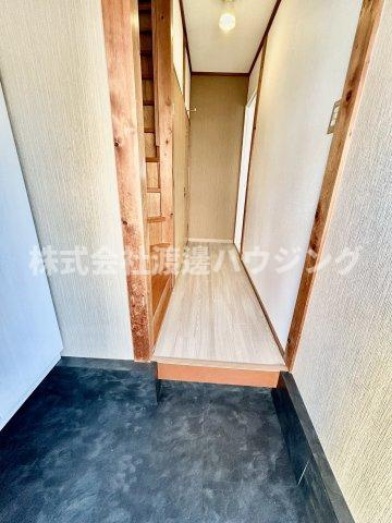 打上高塚町一戸建の玄関