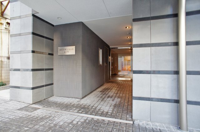 セレニティコート虎ノ門のエントランス