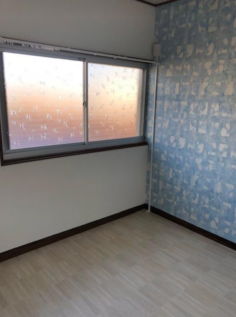 堺市東区引野町3丁　オーナーチェンジ戸建の洋室
