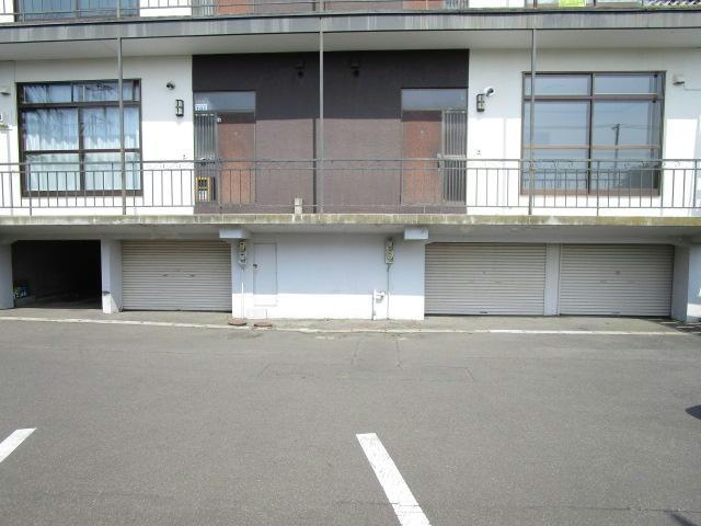 サニーハイツの駐車場
