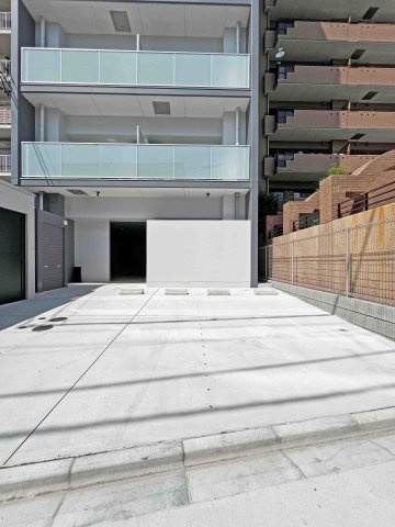 THE BRICKS(ザ ブリックス)の駐車場