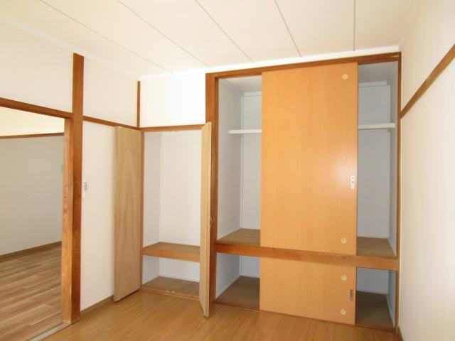 中村ハイツの収納