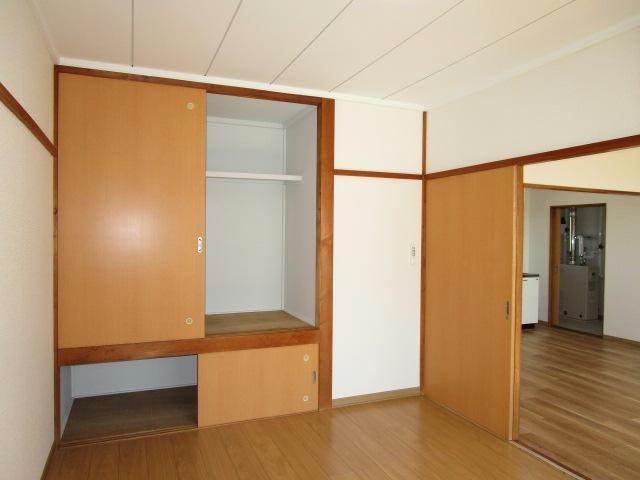 中村ハイツの収納