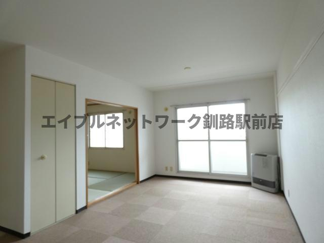 ドミール大川の居間・リビング