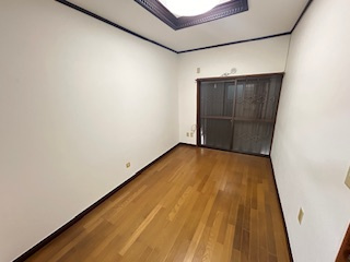 【居間・リビング】 | 諸福5丁目貸家