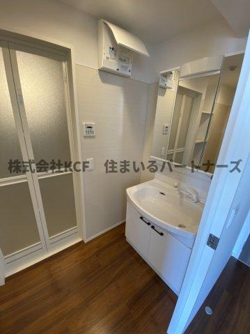 ハイランド野十郎の洗面所|同建設会社施工の別物件