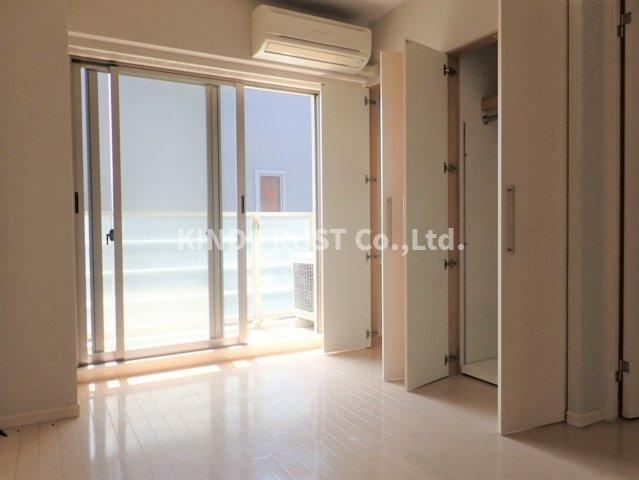 アフィット天満橋の居間・リビング|使いやすいリビングです