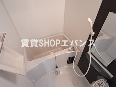 【浴室】 | リブリ・メープル | 日々の疲れを癒すお風呂付です