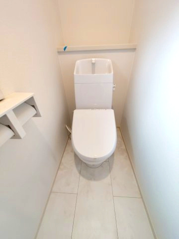 調布市深大寺東町１丁目 京王線 調布駅 新築戸建のトイレ