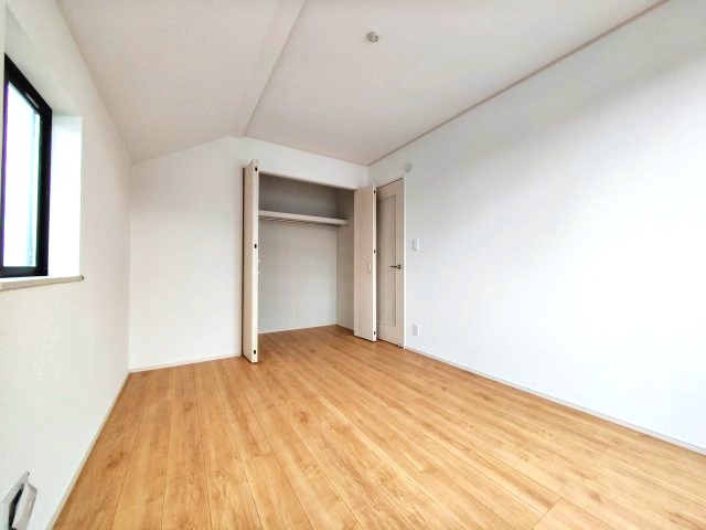 調布市深大寺東町１丁目 京王線 調布駅 新築戸建の洋室