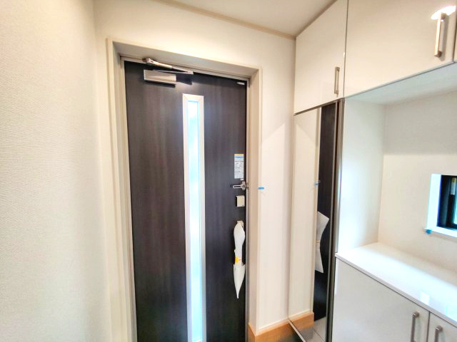 調布市深大寺東町１丁目 京王線 調布駅 新築戸建の玄関