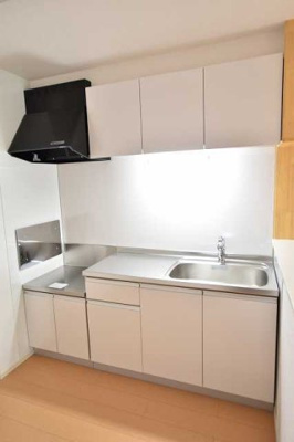 【キッチン】 | ピュアパレス | コンパクトなキッチンで掃除もラクラク